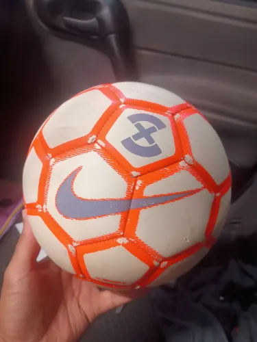 Bola Nike Semi Nova São Paulo - SP