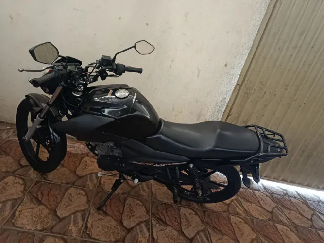 VENDO YAMAHA/YBR 150 FACTOR ED 2020/modelo 2021