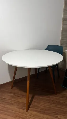 Mesa Redonda Escandinava Branca ~100cm - Pés Madeira