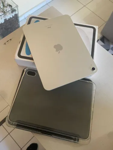 iPad 10