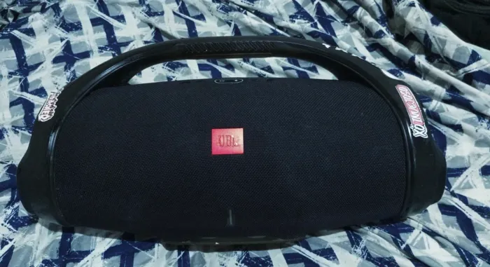 CAIXA JBL BOOMBOX 