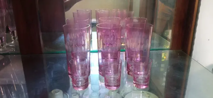 JOGO DE TAÇAS E COPOS DE CRISTAL LAPIDADA ROSE