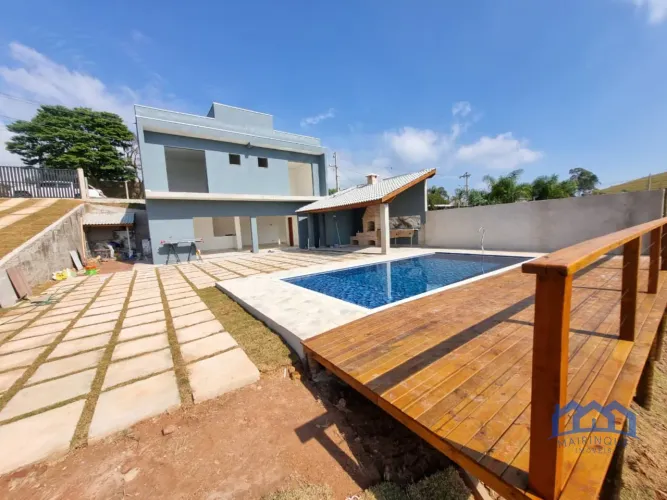 Chácara com 3 Quartos e 5 banheiros à Venda, 1.000 m² por R$ 850.000 Cód. ch2777