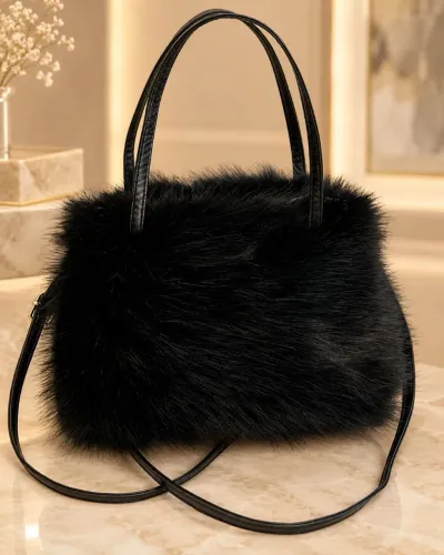BOLSA FEMININA PRETA DE PELO - ELEGANTE, MODERNA E CHEIA DE ESTILO!
