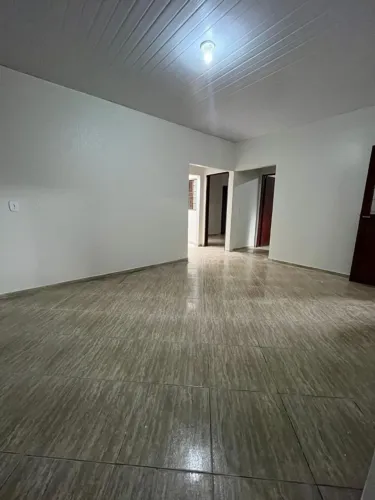 Aluga-se Casa no Setor Fumal - 3 Quartos
