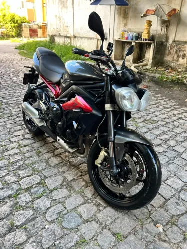 STREET TRIPLE 675 R - 2016 / NOVA.