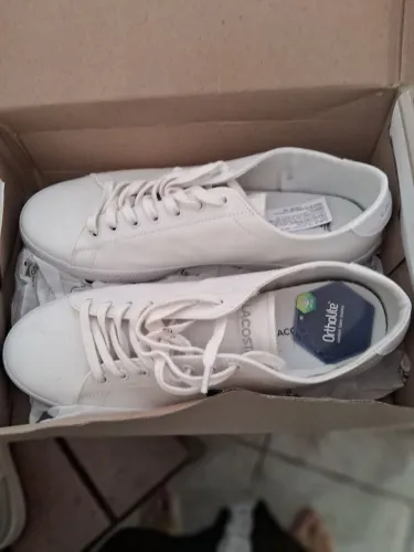 Tênis casual lacoste