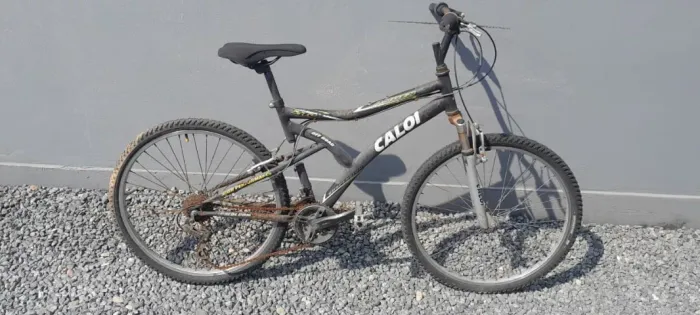 Bicicleta Caloi Preta