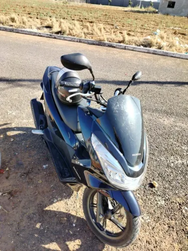 vendo pcx muito nova apenas 8000 KM