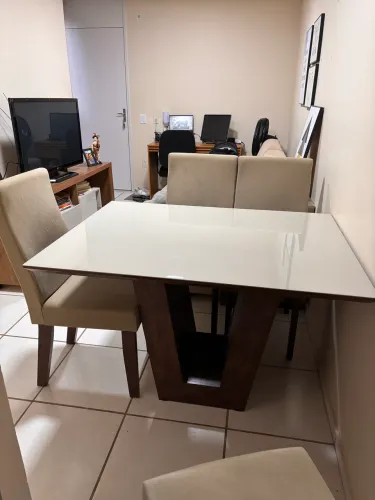 Mesa retangular 4 cadeiras