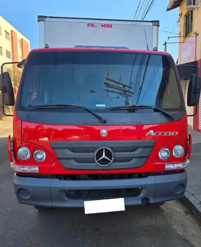 Mb atego 1316 6x2/baú/2020