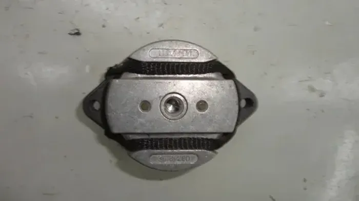 Coxim De Cambio Audi A4 1.8 Turbo 4b399151m