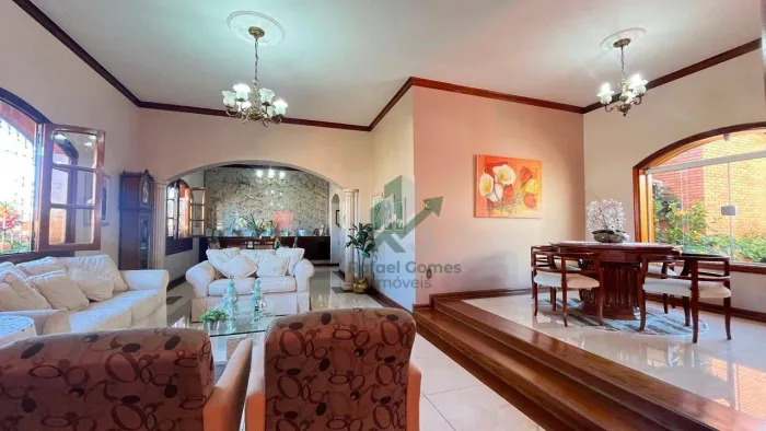 Casa com 4 dormitórios à venda, 480 m² por R$ 1.300.000,00 - Jardim Centenário - Mogi Guaç