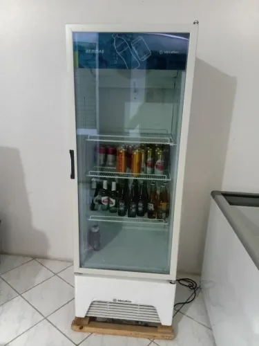 Expositor de bebidas 403L