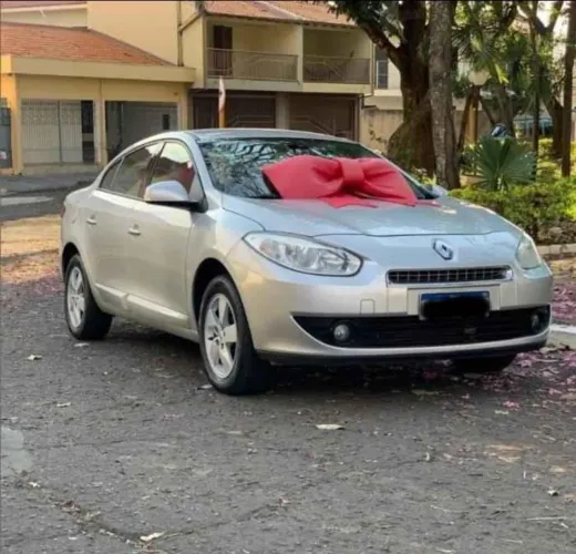 Renault Fluence Sed. Dynamique 2.0 16V Flex Aut. 2013