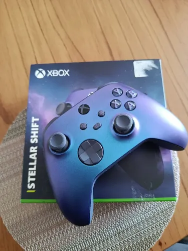Controle Xbox Stellar shift roxo