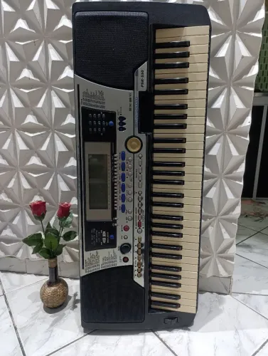 Teclado Yamaha PSR 550 já progamado ritmos atuais