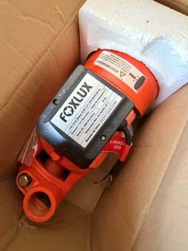 Bomba De Água Periférica Foxlux 1 CV Bivolt Semi-nova