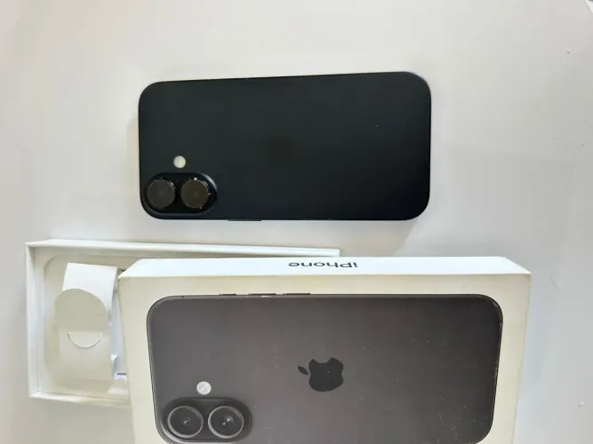 iPhone 16. 128gb novíssimo sem nenhum arranhão. Única dona.