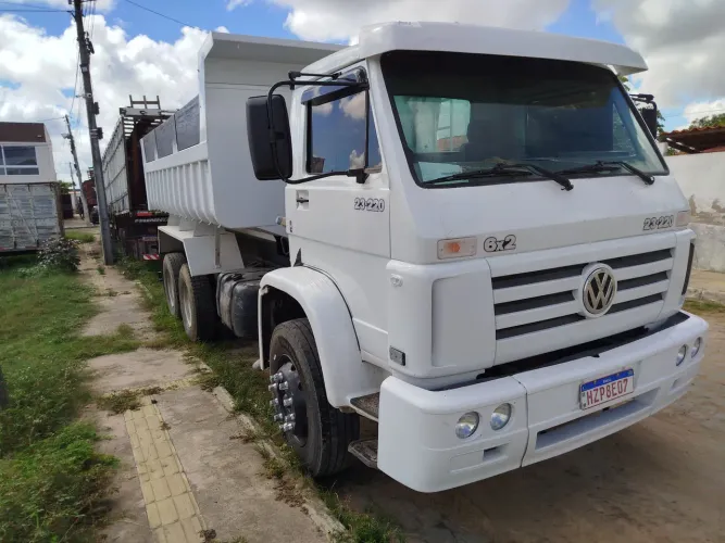 Vendo 23.220 2005 basculante2022