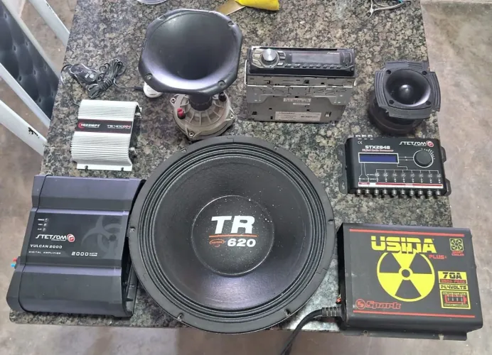 Equipamentos para som automotivo