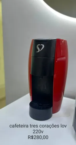 Cafeteira 3 corações 220 em ótimo estado de conservação