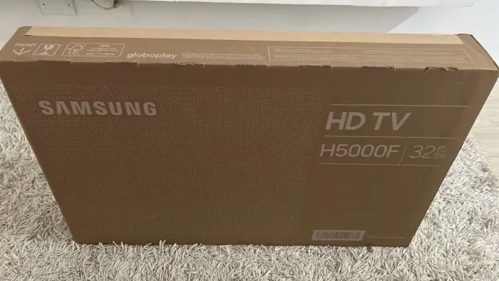SmartTv samsung 32? lacrada H5000F
