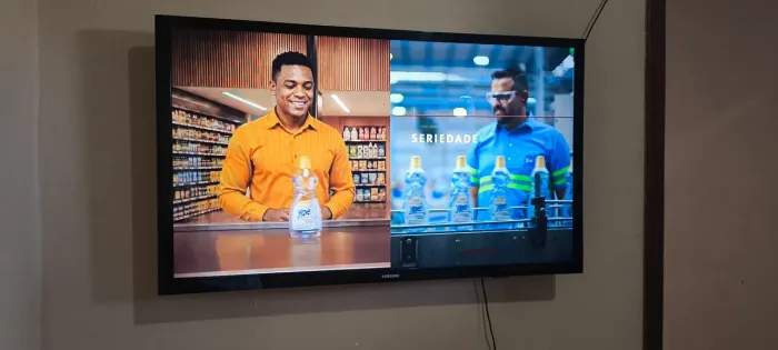 Vende-se essa linda smart tv Samsung 32 polegadas