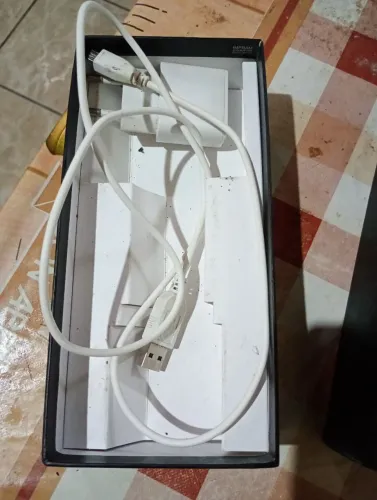 Smart hot 11- infinix. "A"