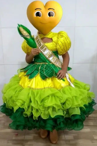 Alugo vestido juninho Rainha do Milho 