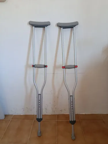 Vende-se Muletas