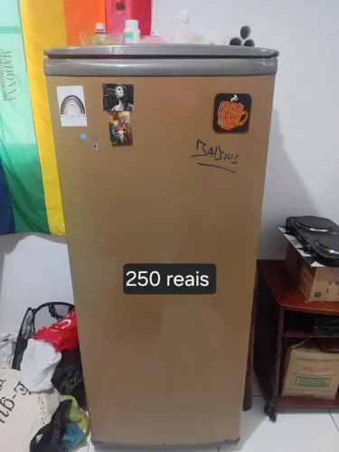 Vendendo tudo