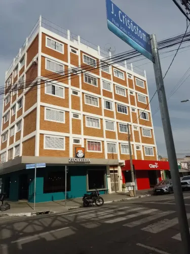 Ótimo Apartamento com 1 Quarto Todo Mobiliado no Centro. Escriturado em Caldas Novas GO