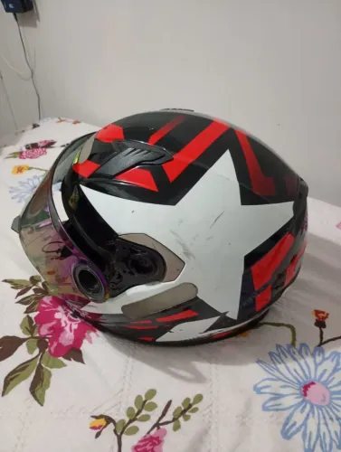 Capacete LS2 semi novo