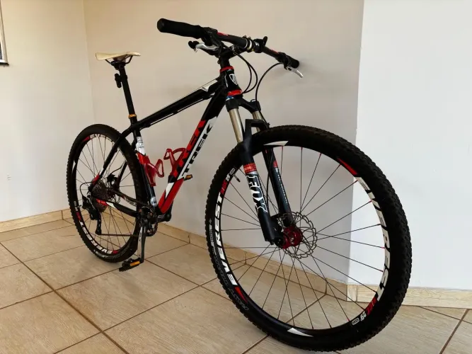 Mountain Bike Trek Superfly Aro 29 Tam. 19