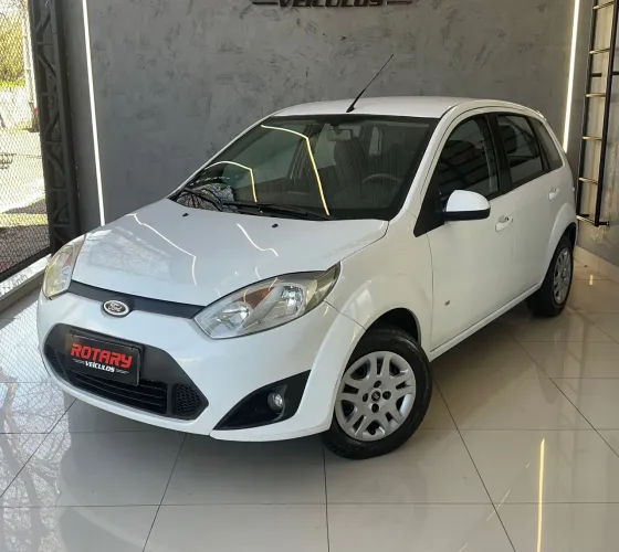 Ford Fiesta SE 1.6 8V Flex 5P 2014