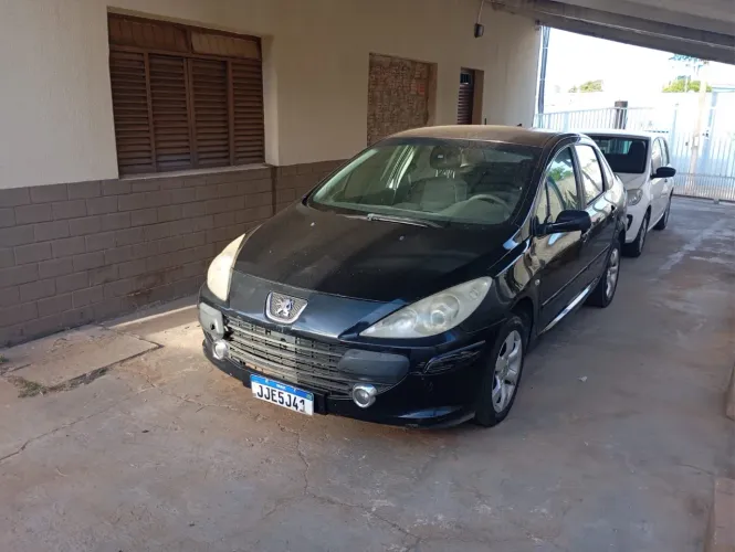 Peugeot 307 Sed. Feline 2.0/2.0 Flex 16V 4P Mec. 2008