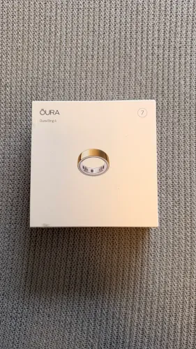 Oura ring 4 gold tamanho 7 (novo, sem uso)