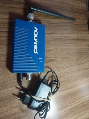 Repetidor de Sinal Aquário RP-960 (900 Mhz) + Antena Interna