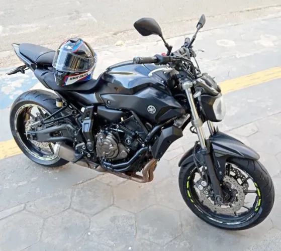 Yamaha MT 07 ABS - Baixo KM - Revisada julho/2026 - Vendo ou Troco
