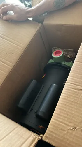 Bomba 3cv 8 canhão americano 