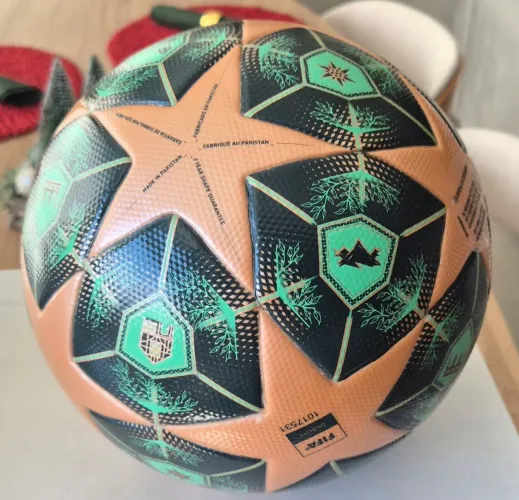 Bola UEFA champions league