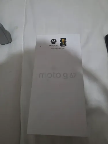 Moto g67 5 dias de uso, novo novo