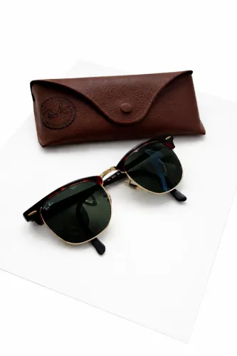 Óculos RayBan Clubmaster Tartaruga