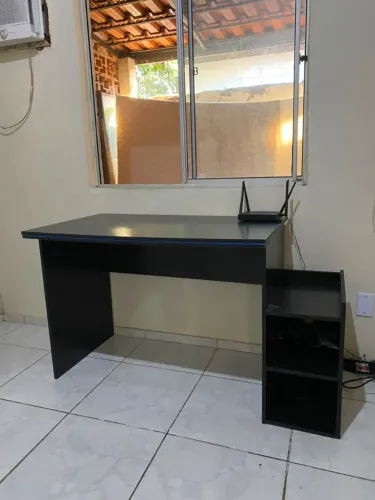 MESA GAMER ESCRIVANINHA PRETA