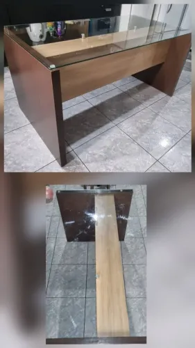 Mesa de vidro/ escritório