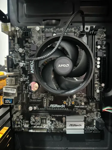 Kit Amd Ryzen 3 2200G + Brinde
