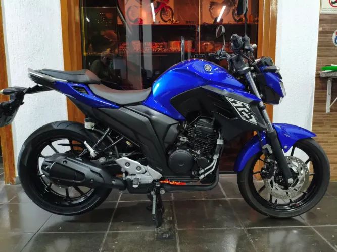 YAMAHA FAZER 250 FZ 2020 IMPECÁVEL 