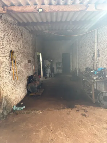 ? OPORTUNIDADE RARA - AUTO PEÇAS + OFICINA + BORRACHARIA + CASA (PORTEIRA FECHADA)