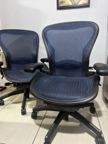Cadeira Herman Miller Aeron Clássica B Semi Completa